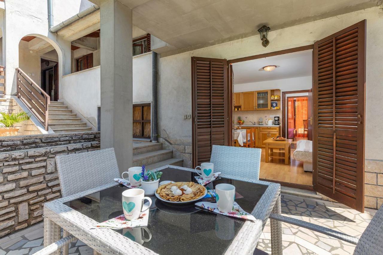 Apartments Rita Poreč Dış mekan fotoğraf